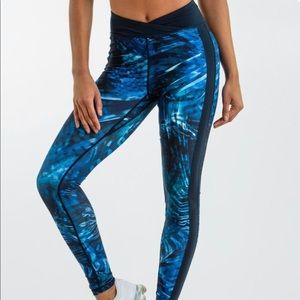 Gymashark Ocean Camo Leggings | XS